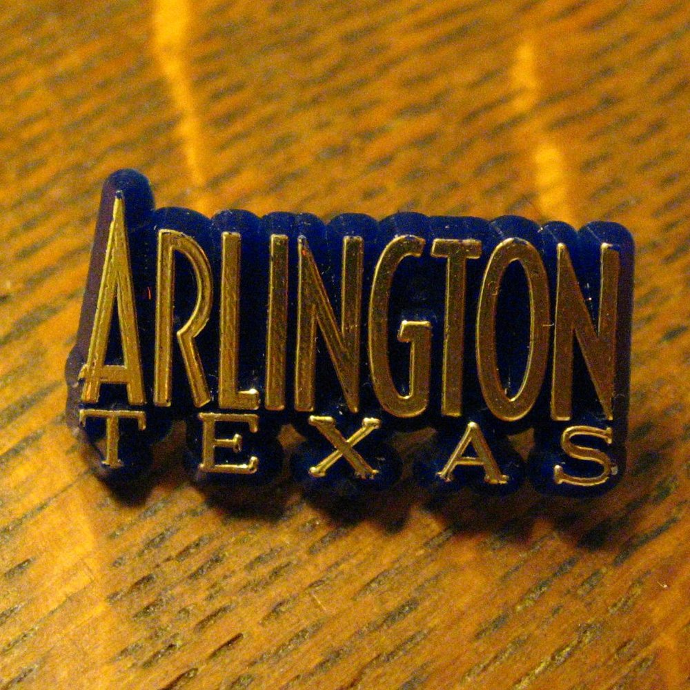 Arlington Texas Vintage Lapel Pin Souvenir Tx